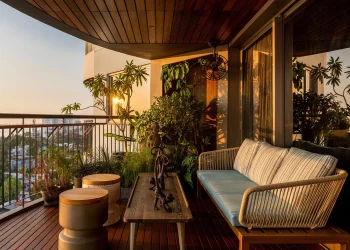 Maximizing Your Space: Outdoor Furniture Ideas for Small Patios and Balconies