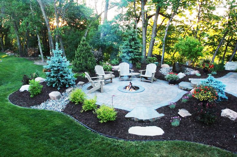 Fire Pit Ideas For Your Backyard, Small Backyard Fire Pit