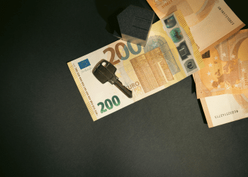 How Selling a House for Cash Works