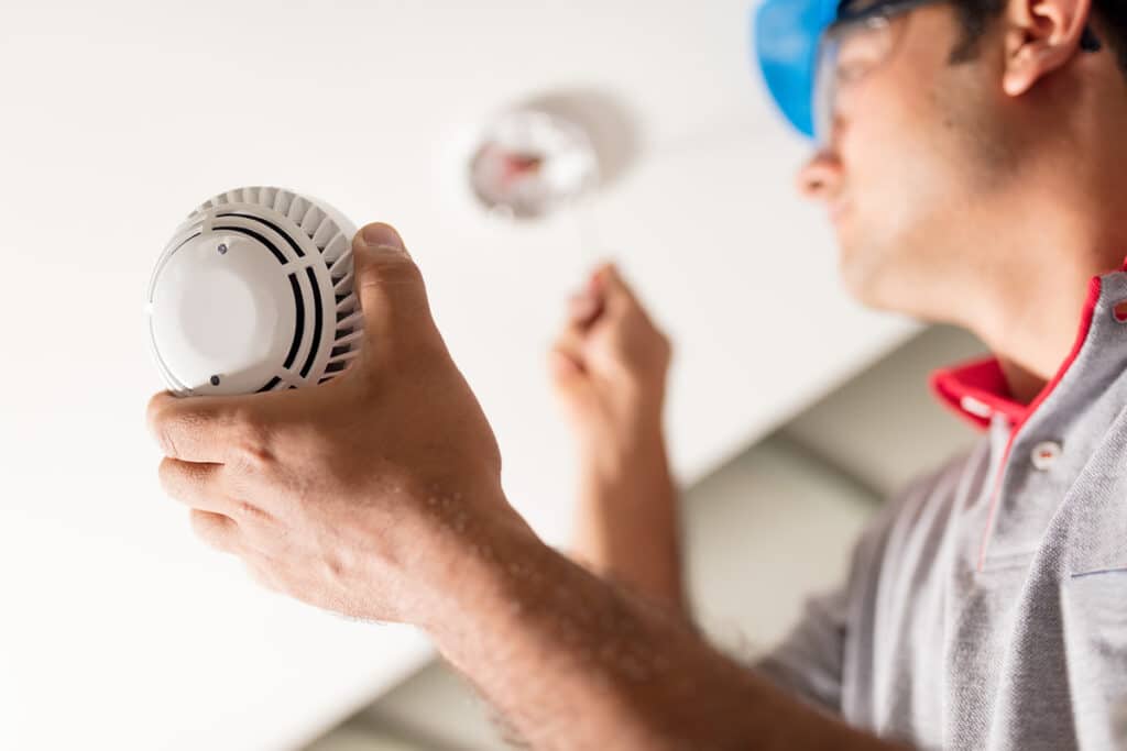 Lifespan of Smoke Detectors | When to Replace and Reinstall