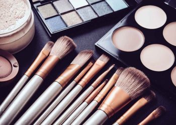 Shelf Life of Makeup & Cosmetics: Expiration Dates