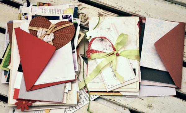 What to Do with Used Christmas Cards: Declutter, Upcycle, or Donate?