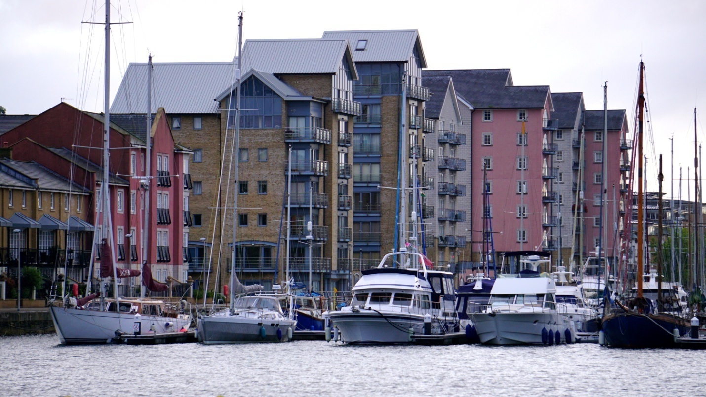 apartments-architecture-bay-boats-145618.jpg