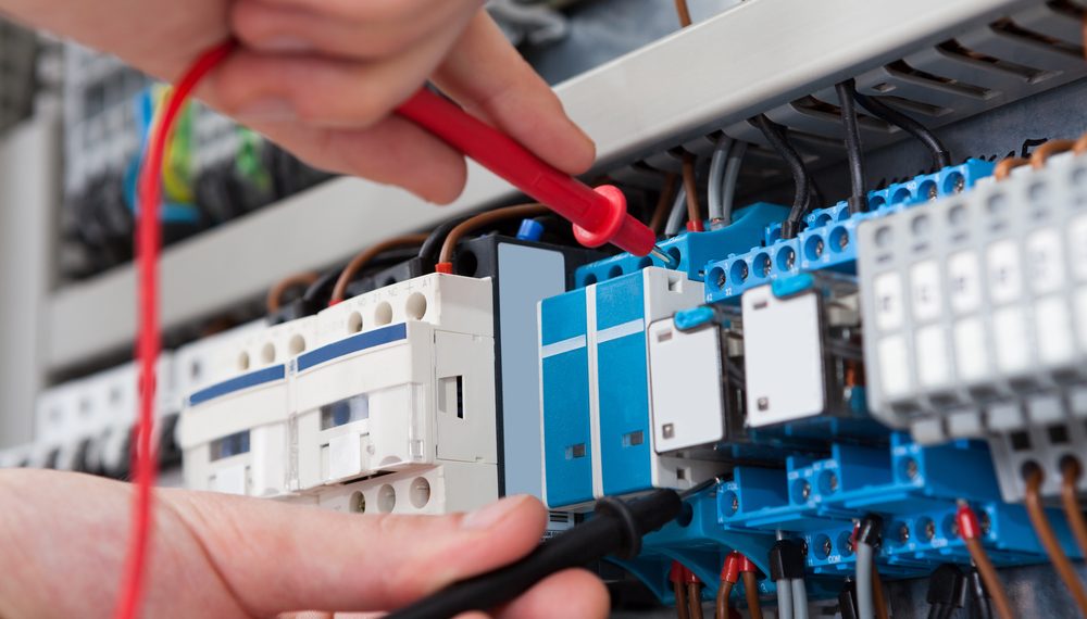 Why hiring a licensed electrician for your home makes sense?