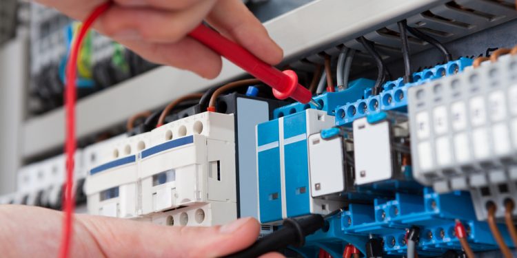 Why hiring a licensed electrician for your home makes sense?