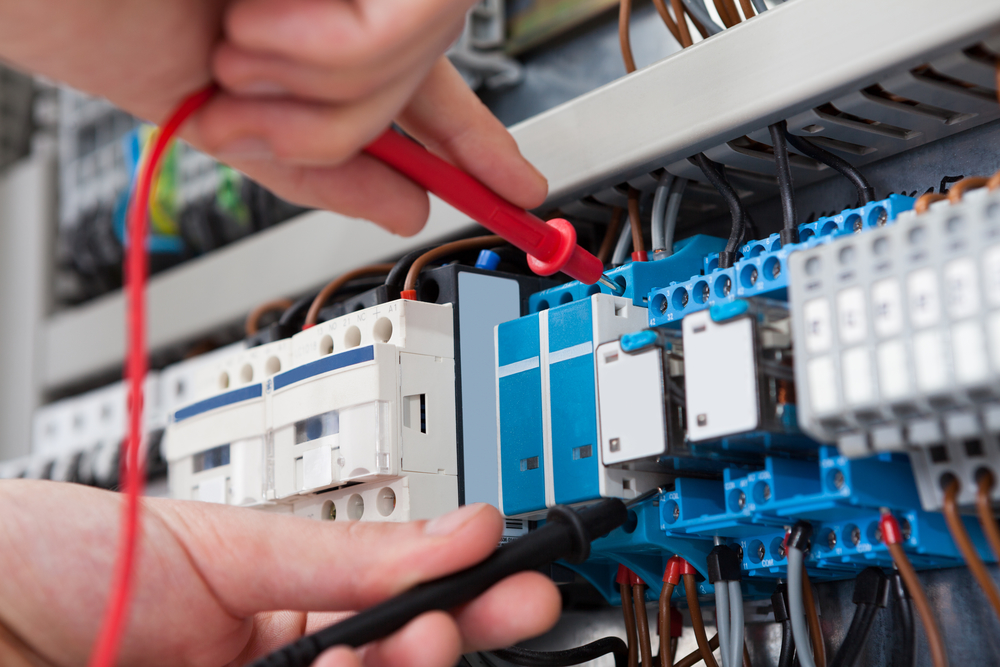 Why hiring a licensed electrician for your home makes sense?