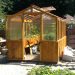 4 Reasons Why a Mini Greenhouse Is a Great Solution for Your Backyard