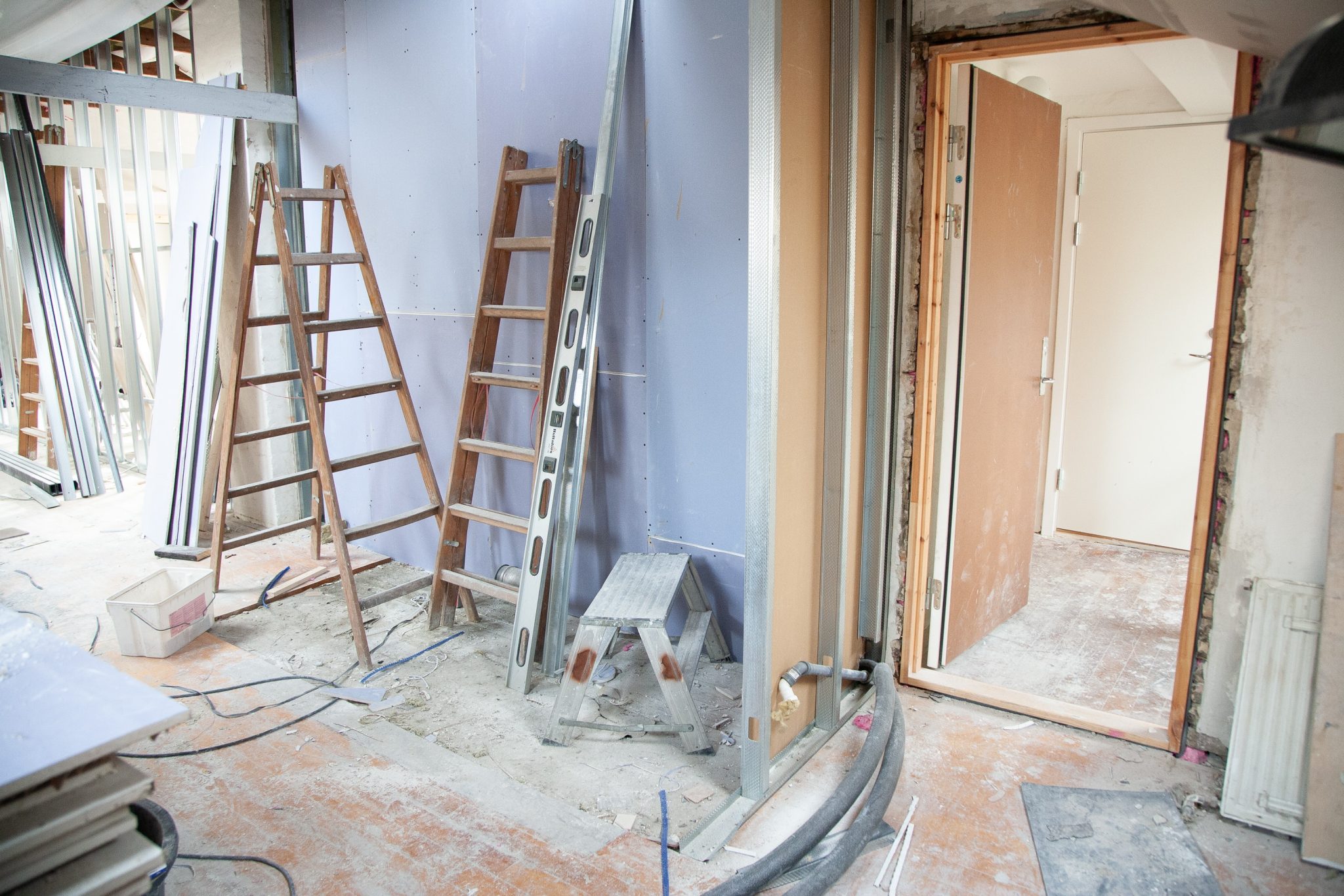 Don't Make Costly Home Renovation Mistakes - Here's How to Avoid Them