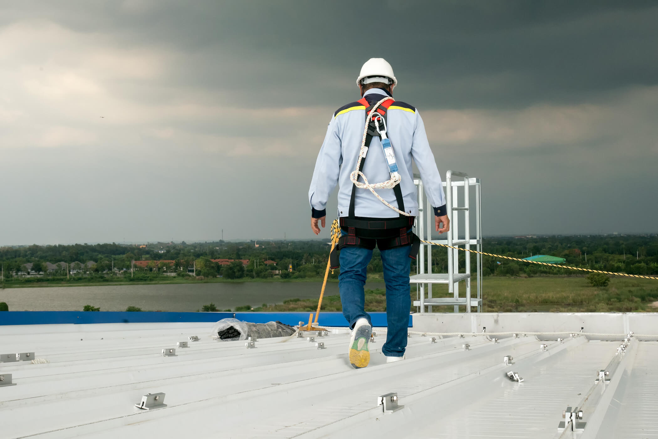 roof-maintenance.jpg