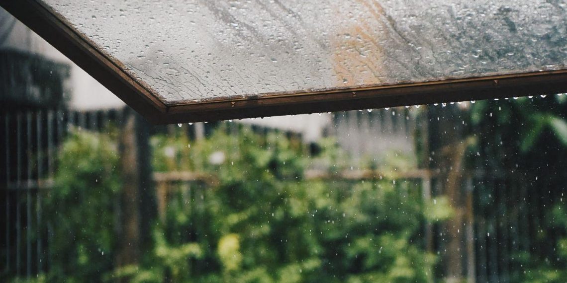What's Better - Waterproof or Water-Resistant Awning?