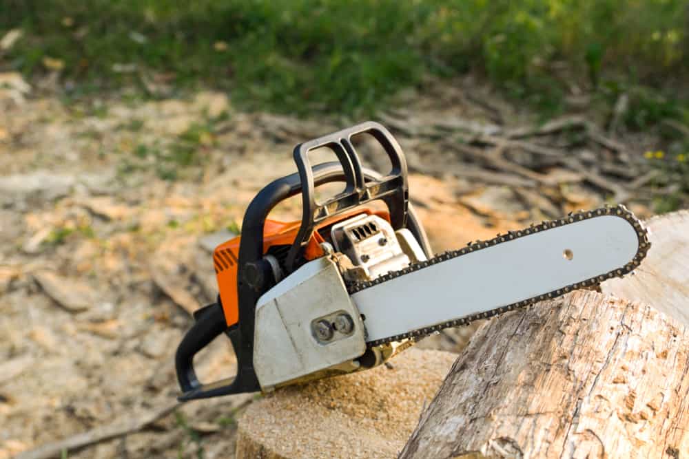  Important Factors to Consider When Choosing a Chainsaw