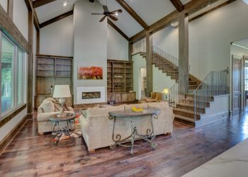 Home Design Ideas: 8 Advantages of a Vaulted Ceiling