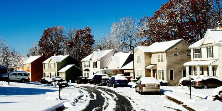 How Extreme Freeze–Thaw Cycles Are Quietly Damaging Green Bay Sidewalks—and the New Fix Cities Are Turning To