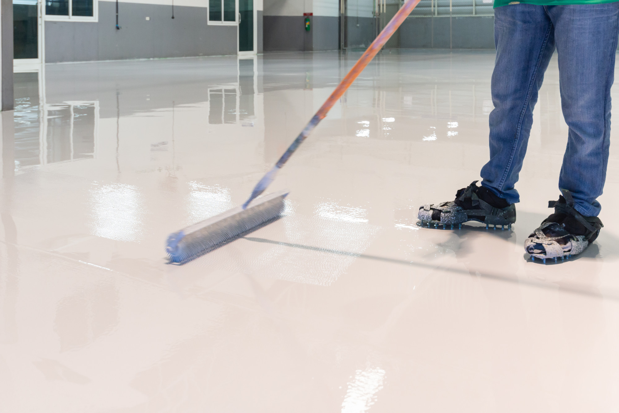 Protect Your Floors! 4 Reasons to Epoxy Coat Your Garage Floors